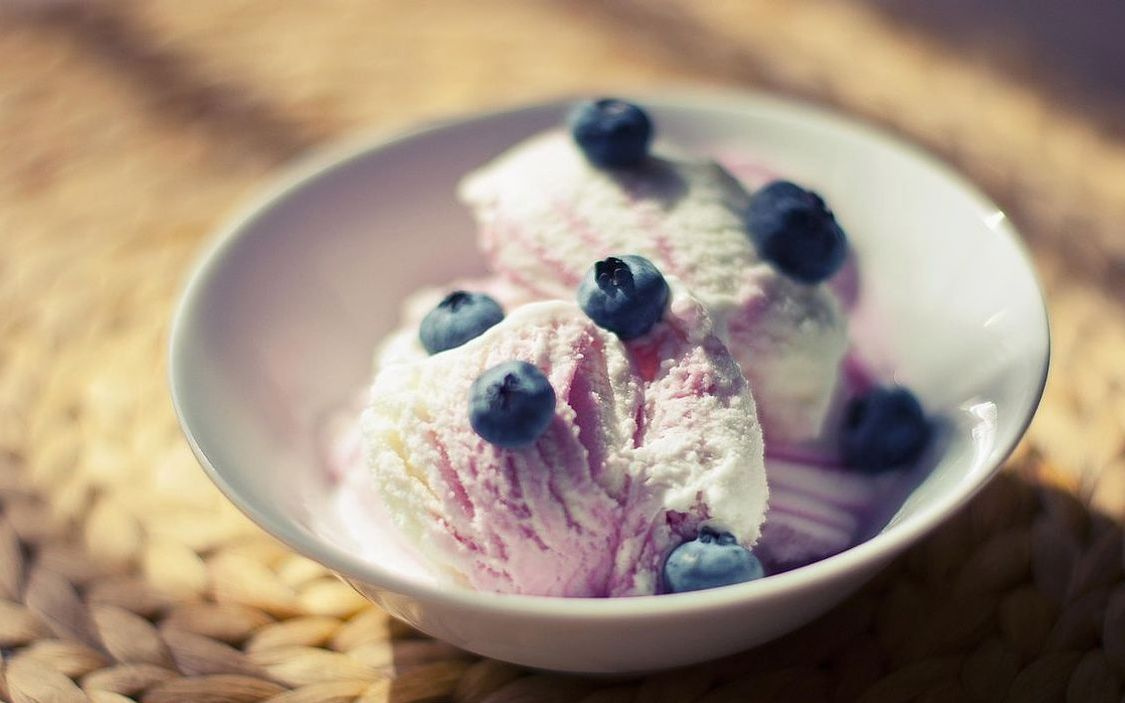 Layers of ice cream and gelato with artisan toppings